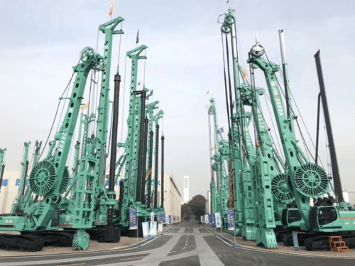 液压系统新突破 首台SG59液压连续墙抓斗成功下线